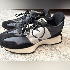 New Balance 327 Black and White
